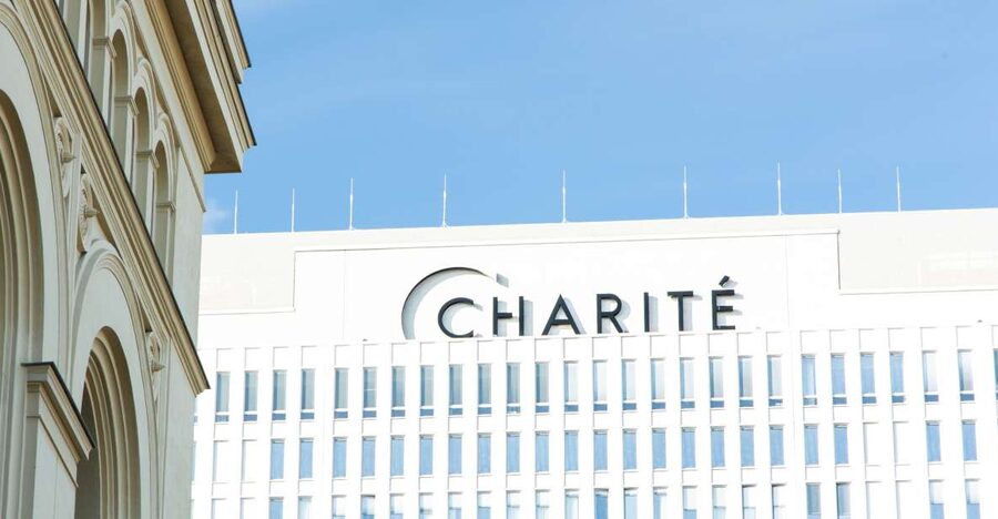 Berlin: walking tour about Charité - Meeting at Charité Tower and seeing the hospital from outside