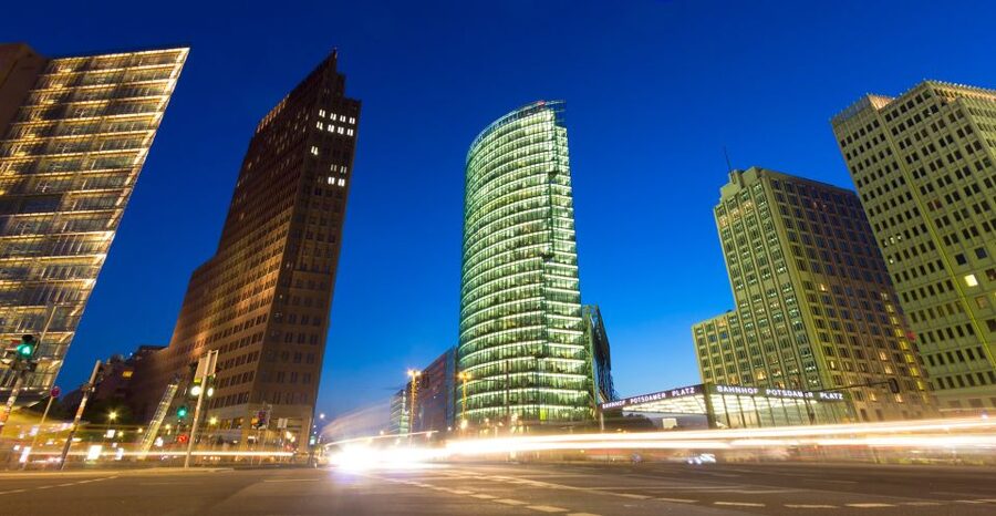 Berlin: Walking Tour of the Top 10 Sightseeing Attractions - Six things to know before you book