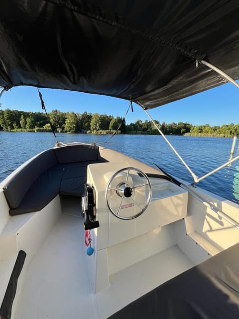 Berlin: Wonderful days renting the motorboat tortola - Who Will Enjoy This Boat Rental Most