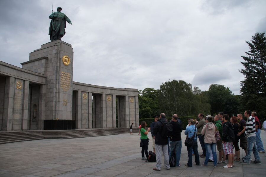 Berlín y el Nacionalsocialismo. Group Tour in Spanish - Is four hours the right length?