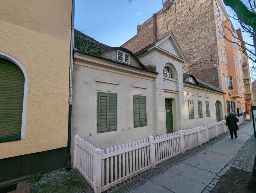 Charlottenburg: 2-Hour City Walking Tour - Villa Oppenheim and Schlossstraße