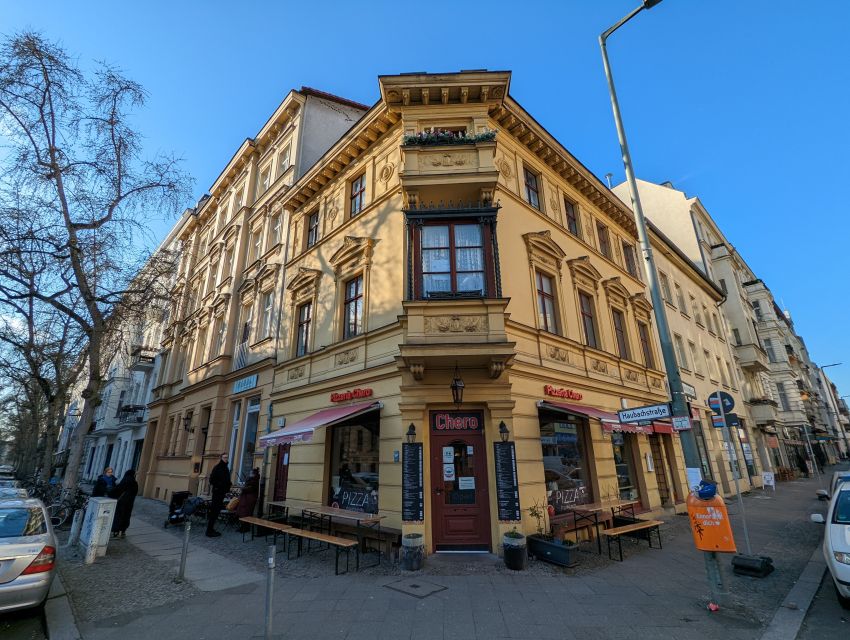 Charlottenburg: 2-Hour City Walking Tour - Starting at Charlottenburg Town Hall