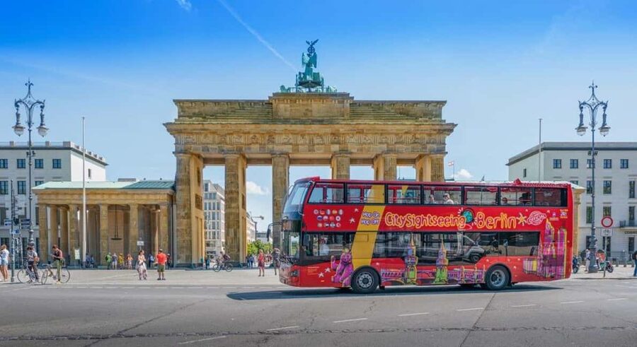 City Sightseeing Berlin: HOHO Bus - All Lines (A+B) & Icebar - The Classic Tour: Berlin’s central landmarks in 120 minutes