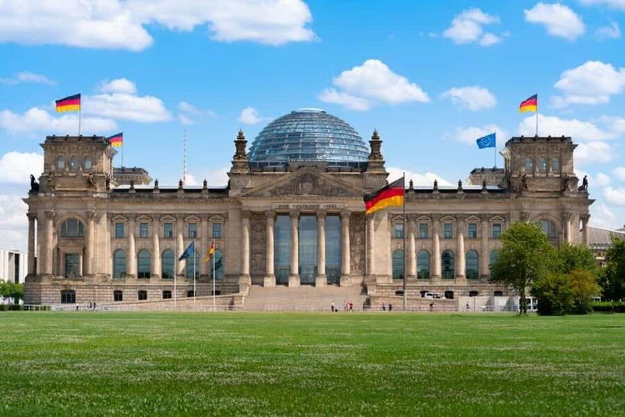 CitySightseeing Berlin HOHO Bus- All Lines (A+B) & Boat Tour - Should you book the CitySightseeing Berlin pass?