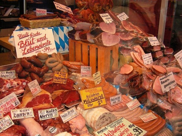 Classic Bites and Culinary Trends Neighborhood Food Tour in Berlin - Key points to know before booking