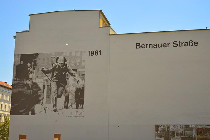 Cold War, Berlin Wall, Spies and the East Side Gallery - The Brandenburg Gate and the meaning of reunification