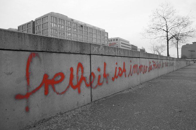 East Berlin: City of Shadows Walking Tour - Karl-Marx-Allee and the Socialist Ideal