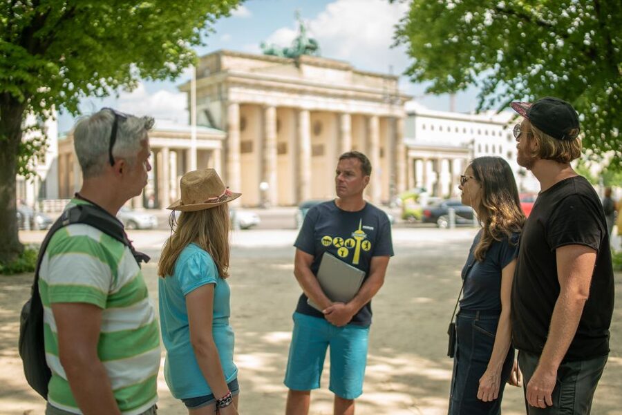 Explore Berlin: Walking Tour of All The Iconic Sites - Hitler’s bunker site and the problem of invisible history