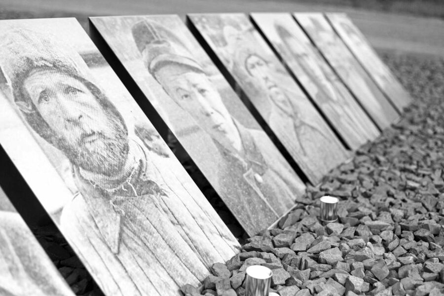 From Berlin: Licensed Sachsenhausen Tour with max. 15 people - Who should book this Sachsenhausen tour?