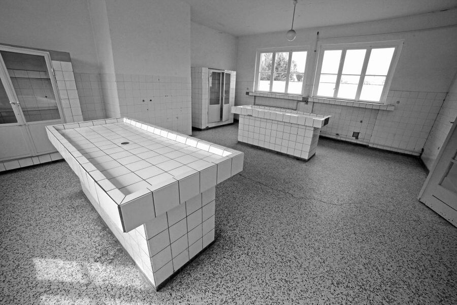 From Berlin: Licensed Sachsenhausen Tour with max. 15 people - Is $38 a fair price?