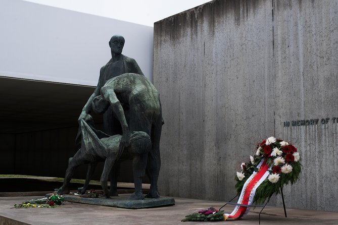 From Berlin to Sachsenhausen Camp: Private Tour by Car or Train - Station Z and the hardest part of the visit