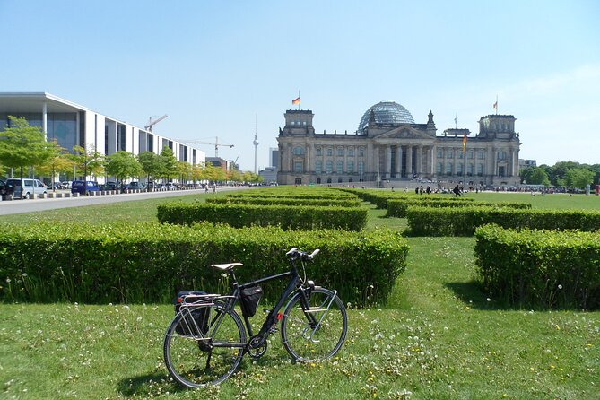 Half-Day Guided Bike Tour of Central Berlin's Highlights - The Holocaust Memorial requires more than a quick photograph