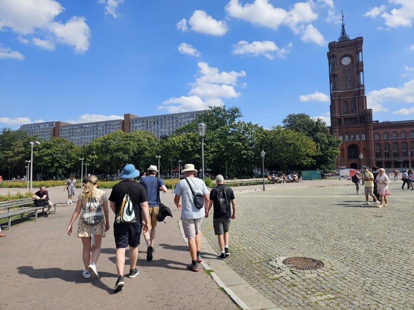 Historic Berlin Pubs & History Tour - Why this Berlin pub tour is more than a crawl