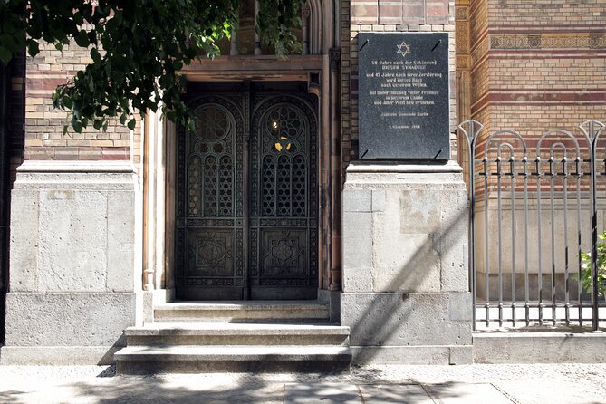 Jewish Life in Berlin - Private Walking Tour - Grosse Hamburger Strasse: school, cemetery, and deportation