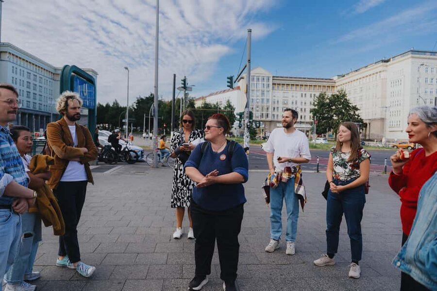 Karl-Marx-Allee Walking Tour: Berlin’s Socialist History - Meeting at Frankfurter Tor and getting oriented