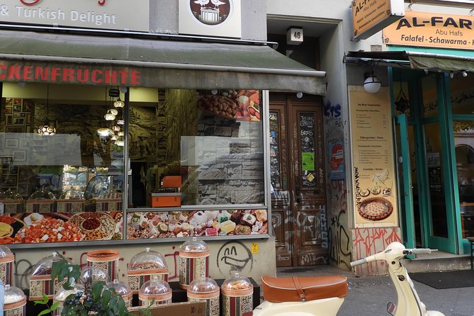 Kreuzberg kulinarisch – Die Food Tour - Starting at Kotti, Kreuzberg’s rough-edged crossroads