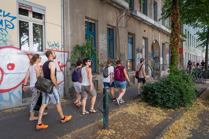 Kreuzberg Tour – Kriminell und kuschelig - Oranienstraße and the crowded courtyards