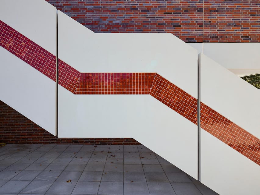 Potsdam: Entry to DAS MINSK Kunsthaus in Potsdam - How the art program changes from season to season