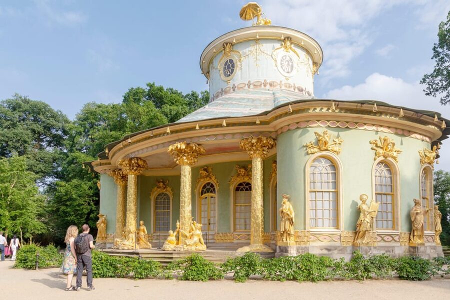 Potsdam: Sanssouci Palace and Prussian Palaces Entry Ticket - Frederick the Great’s small palace with a big setting