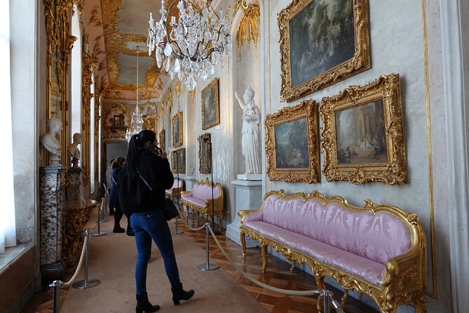 Potsdam Tour from Berlin With Guided Sanssouci Palace Visit - What the guides add to the day