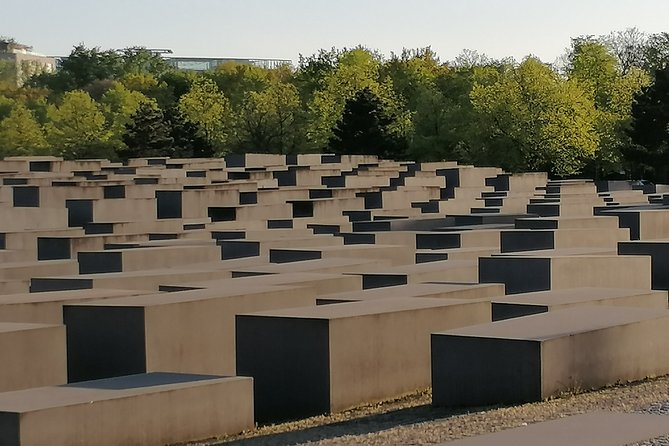 Private Berlin Top Historical Sites Tour with Black Van - Checkpoint Charlie and the Berlin Wall