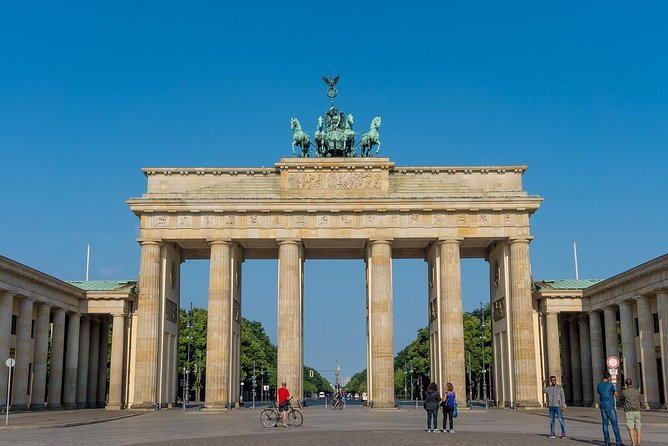 Private Half-Day Sightseeing Tour in Berlin - What kind of guide should you expect?