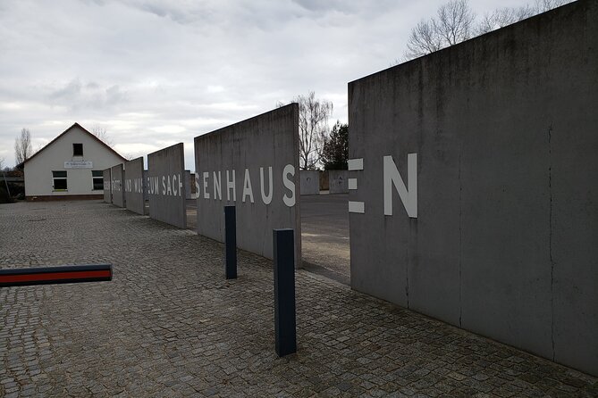 Private Minivan Tour to Sachsenhausen Concentration Camp - Guides who shape the experience