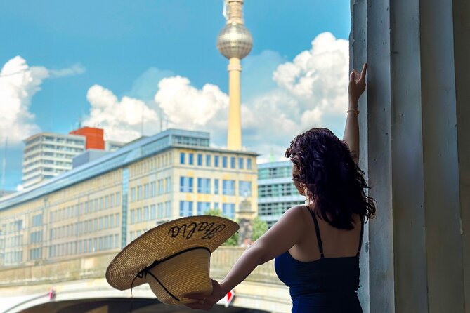 Private Personalized Photoshoot in Berlin - Friedrichsbrücke: a practical starting point