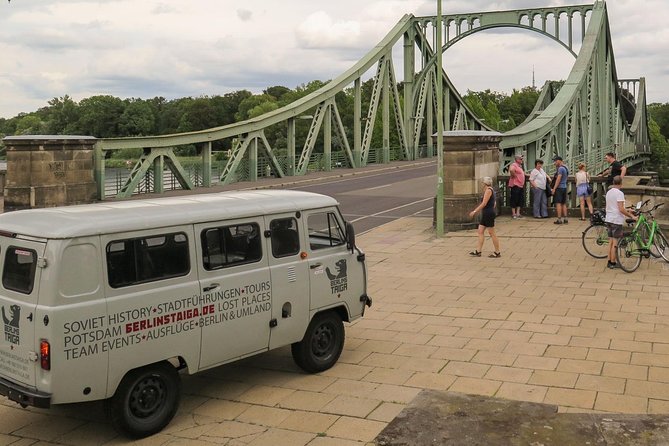 Private Potsdam City Tour in an authentic vintage van - Why the vintage minibus changes the tour