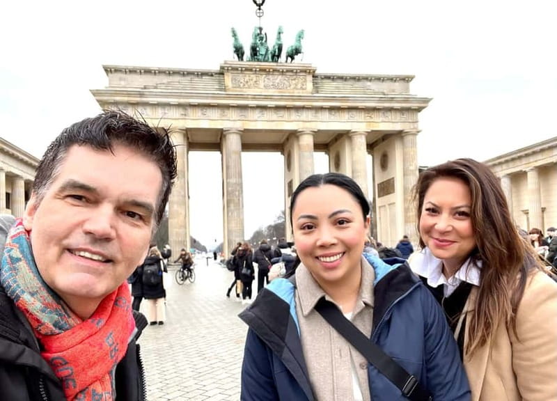 Private Taxi Tour through Berlin East and West and Kiez 4-6h - Five things to know before booking
