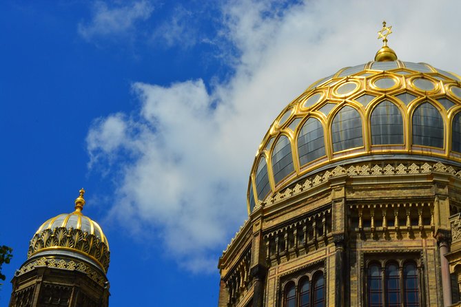 Private Tour: Jewish Heritage Walking Tour of Berlin - Gleis 17 in Grunewald: names, dates, and the railway system