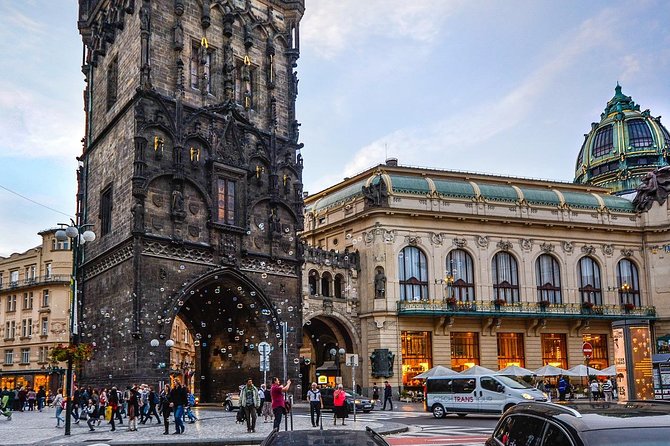 Private Transfer from Berlin to Prague, Hotel-to-hotel, English-speaking driver - What the ride is like between Germany and Czechia