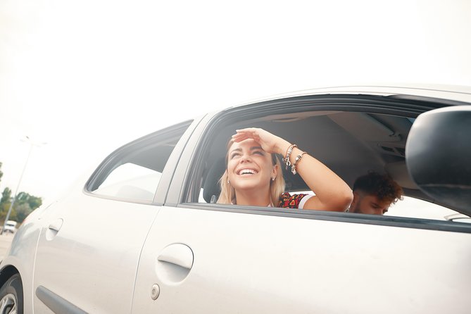 Private Transfer from Berlin to Prague, Hotel-to-hotel, English-speaking driver - How the price works for different groups