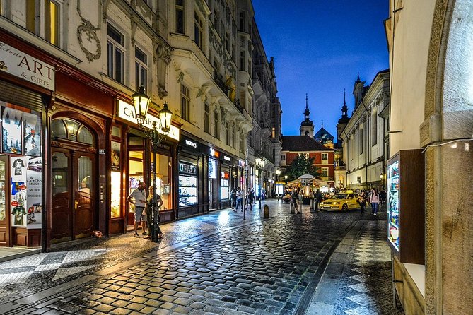 Private Transfer from Berlin to Prague, Hotel-to-hotel, English-speaking driver - Booking details worth checking before you pay