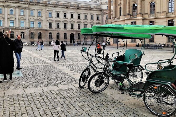 Private Walking Sightseeing Local Berlin Tour Guides up 15 Person - Alexanderplatz and Museum Island