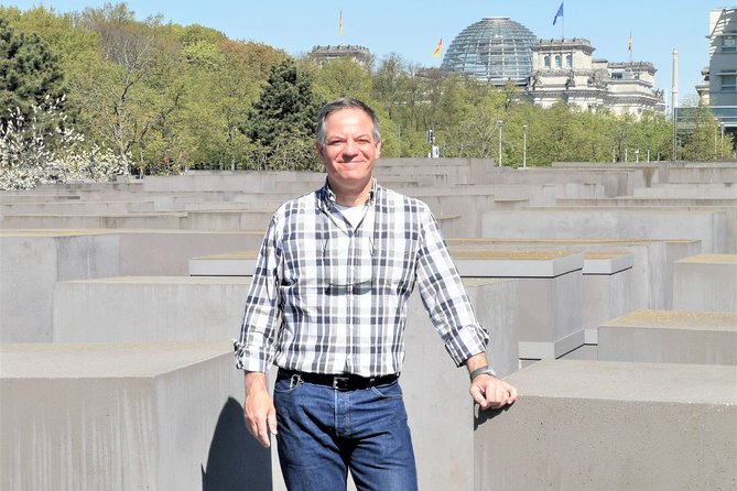 Private Walking Tour Berlin 3 hours: Brandenburg, Historic Center - West Berlin and the city’s modern face