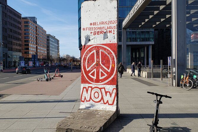 Private Walking Tour: Berlin Wall, Cold War and Checkpoint Charlie - Who will get the most from these two hours