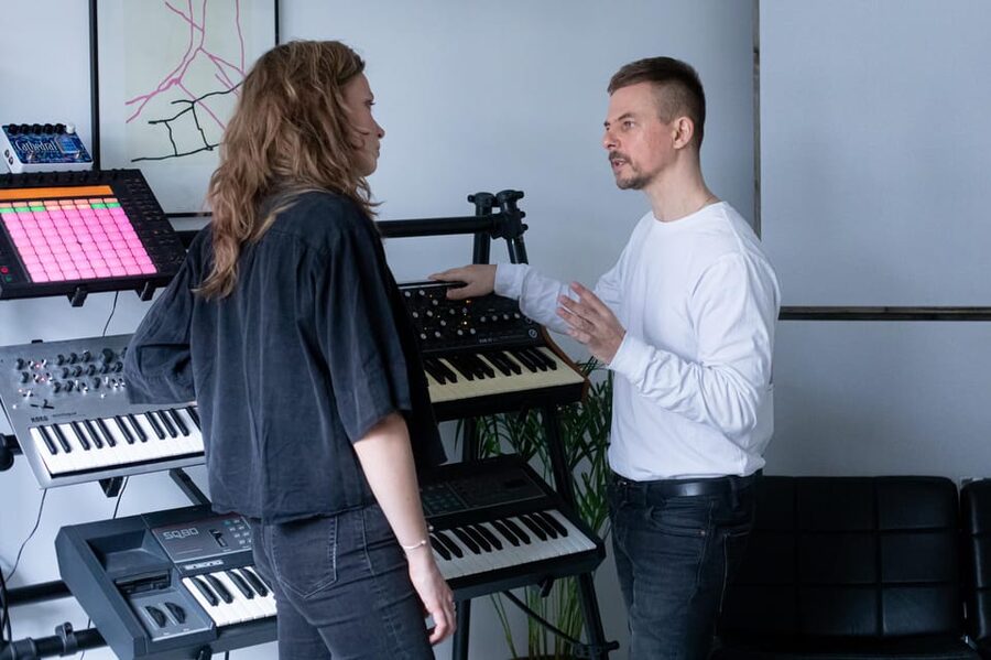 Produce Techno and House Music in Berlin - Meeting Andy Sexton in the studio