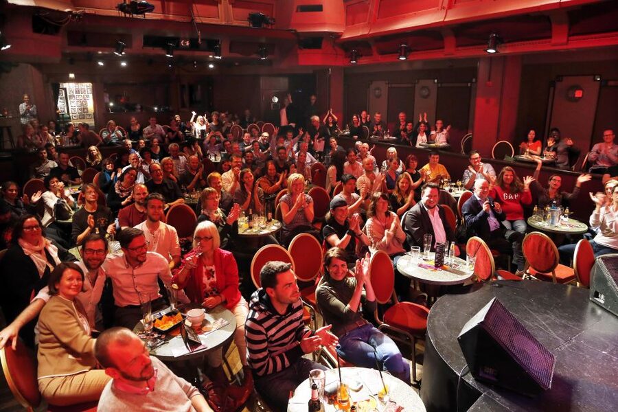 Quatsch Comedy Club Berlin: Die Live Show Entry Ticket - Drinks, service, and the club atmosphere