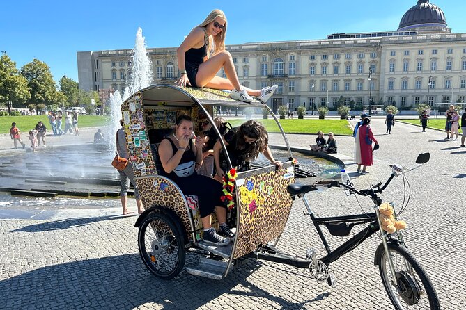 Rickshaw Tours Berlin - Groups of up to 16 people with several rickshaws - Friedrichstrasse, Gendarmenmarkt, and Bebelplatz