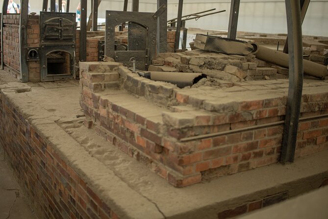 Sachsenhausen Concentration Camp Bus Tour in English from Berlin - How the guides shape the experience