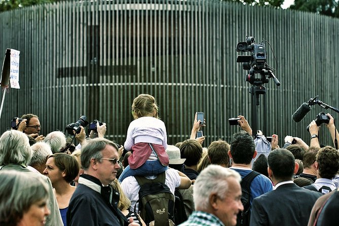 Self-Guided Audio Tour-The Fall of the wall: A light for humanity - A focused walk from Nordbahnhof to Bernauer Strasse