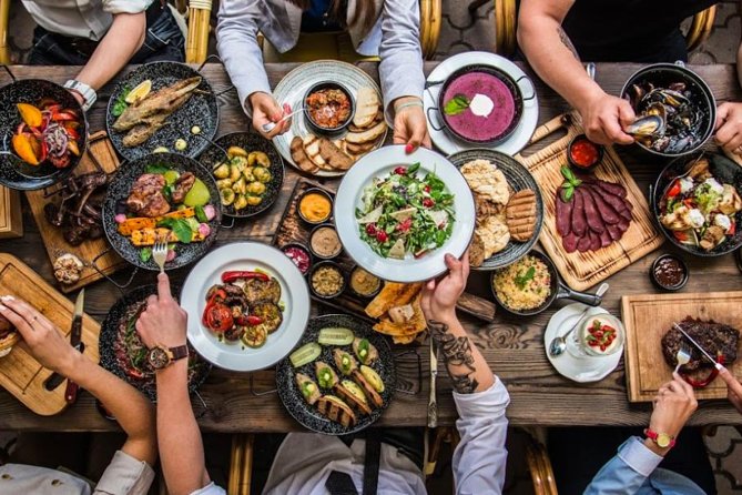 Sharing plate food tour in Berlin - Key points at a glance