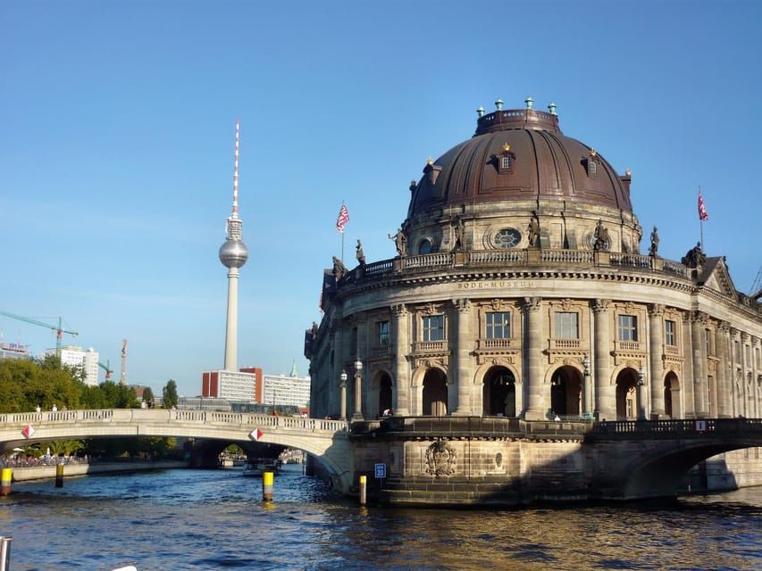 The Best of Berlin Private Guided Tour - Hitler’s bunker and the final days of the Nazi regime