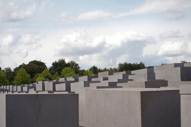 Third Reich Berlin: Hitler and WWII Walking Tour - Soviet memory at the Tiergarten memorial