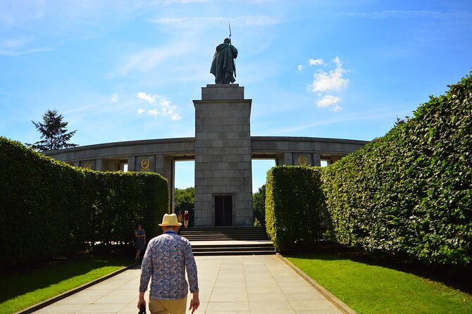 Third Reich Berlin: Hitler and WWII Walking Tour - The Holocaust Memorial and the limits of simple answers