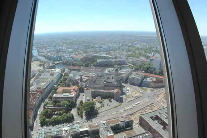 Ticket Admission to Berlin TV Tower - Choosing the right time: sunset, morning, or a clear day