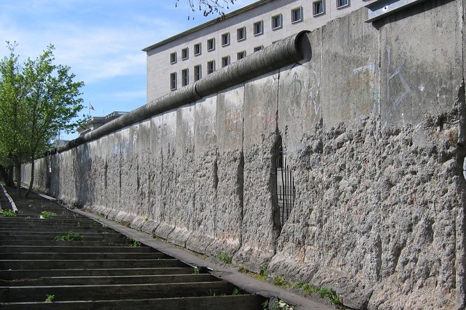 Tours & Sightseeing in English of Berlin, Potsdam and Sachsenhausen - A guide who keeps the history moving