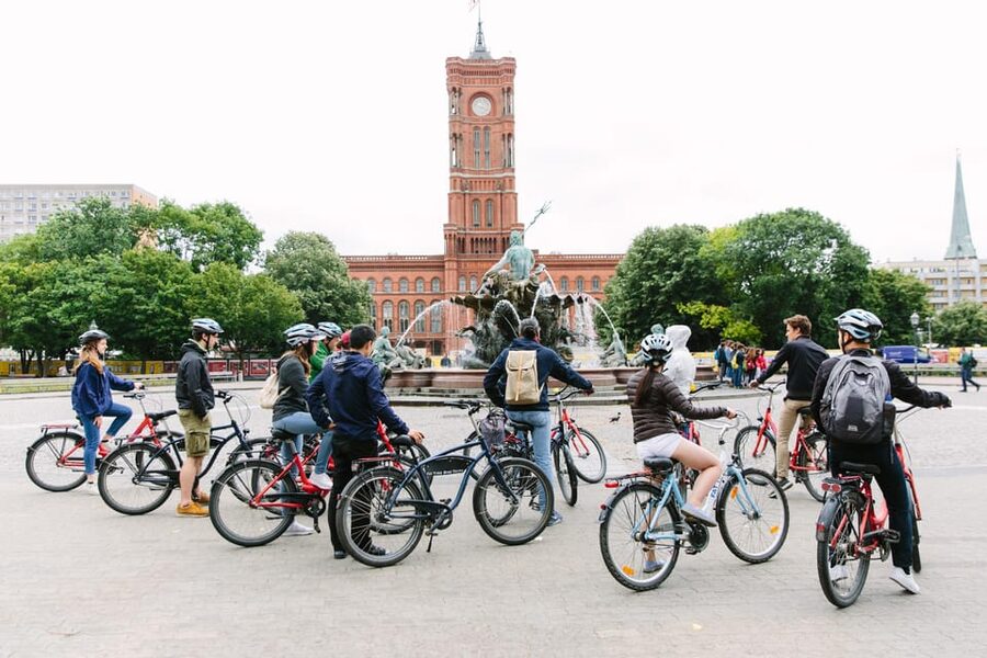 Ultimate E-Bike Tour of Berlin with Beer Garden Stop - Cycling through the Tiergarten to the Victory Column